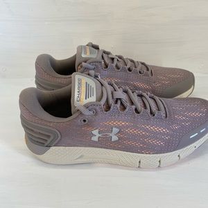 NEW Under Armour Women’s Charged Rogue 7.5